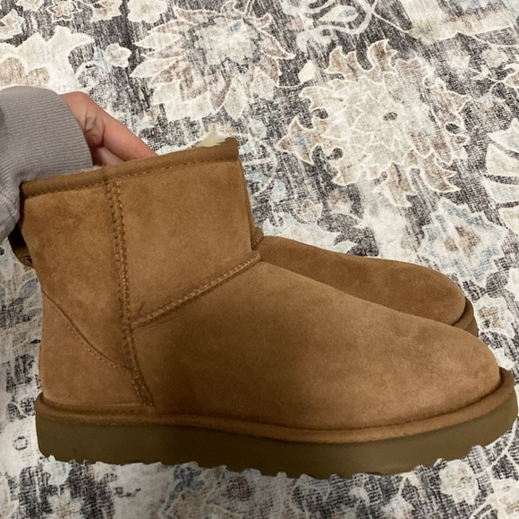 Ugh Mini Classic - Chestnut - Picture 4 of 5